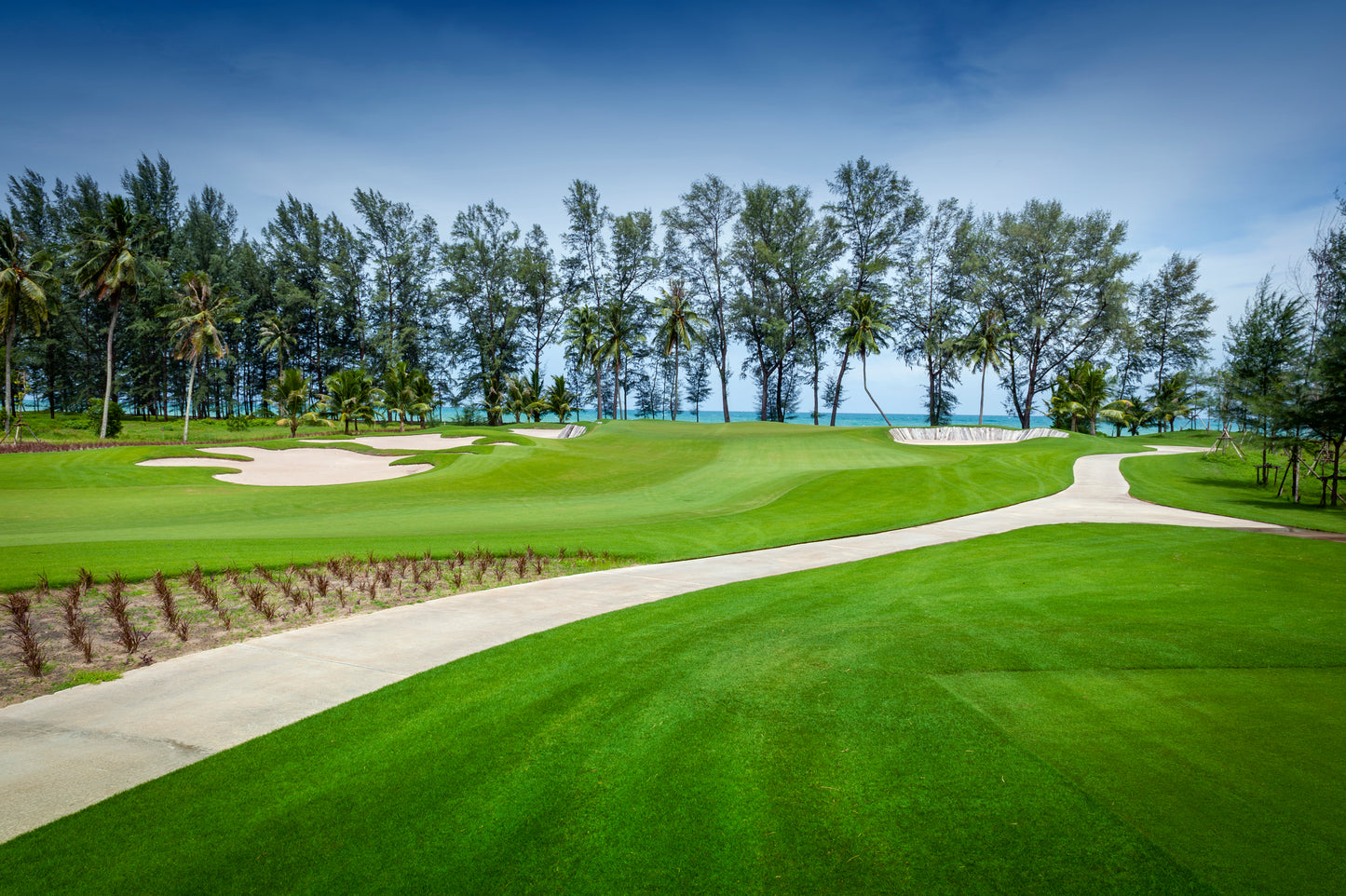 Top 3 recommended golf course reservations in Phuket, Thailand! (Including green fee/cart fee/caddy fee)